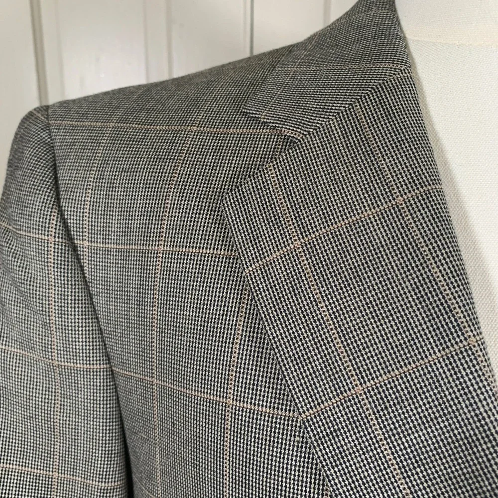 Jos A Bank Signature Blazer Mens 40R Grey Glen Plaid Silk Wool Sport Coat